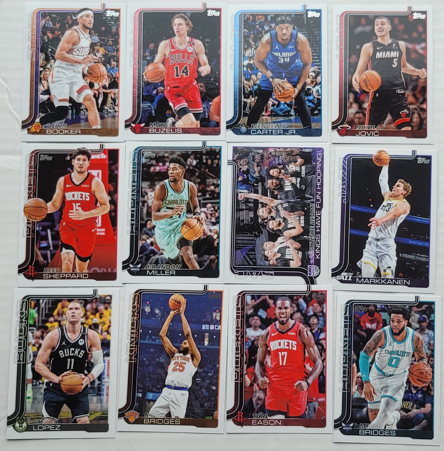 2025-26 Topps - Lot de 12 cartes