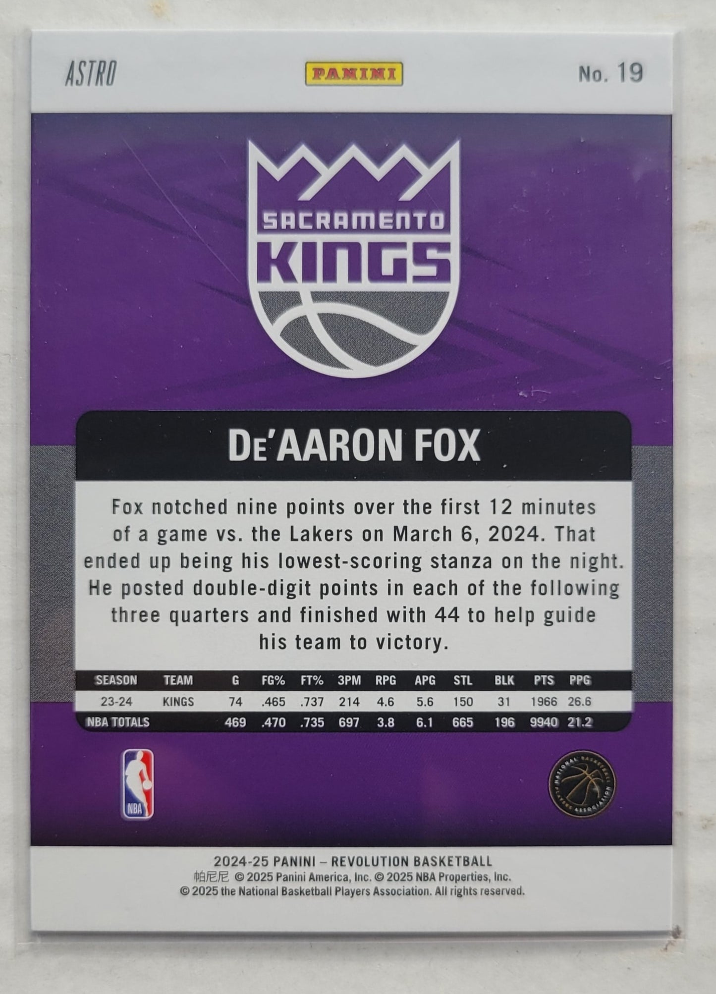 De'Aaron Fox - 2024-25 Panini Revolution Astro #19