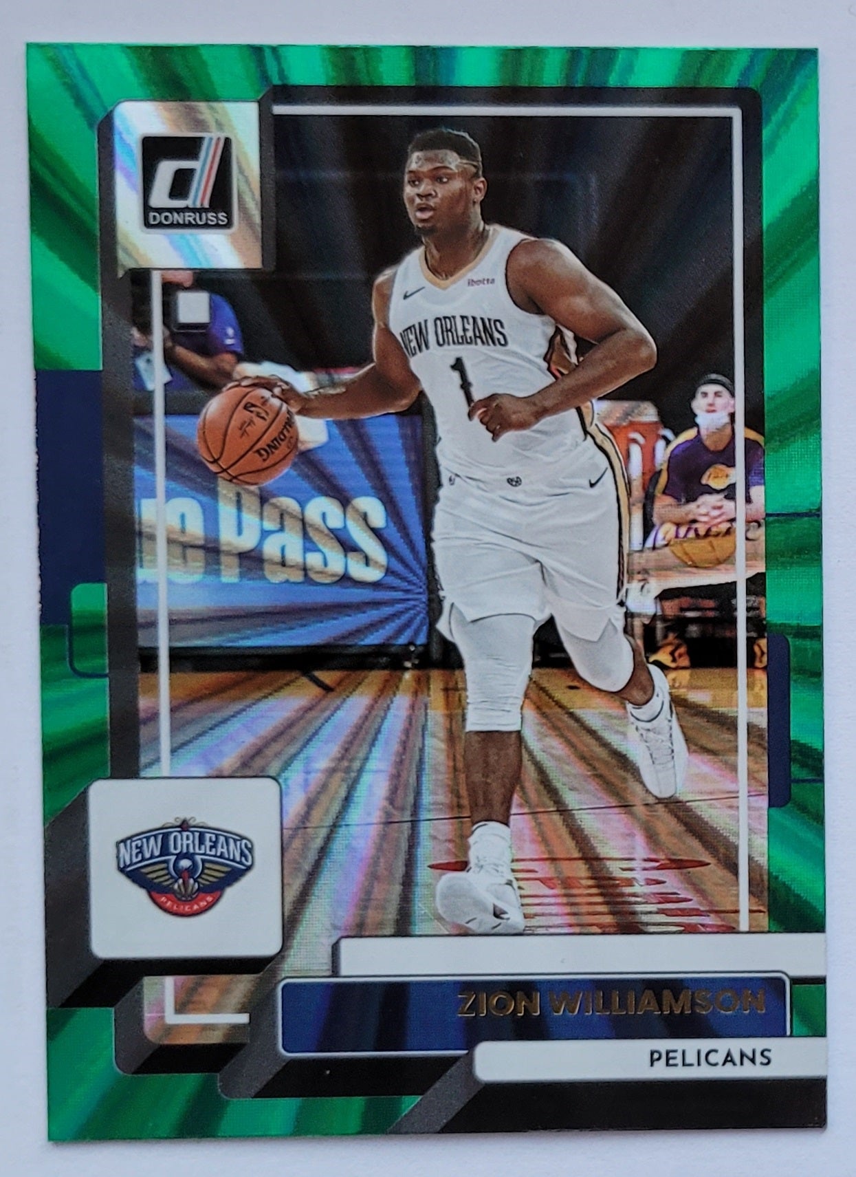Zion Williamson - 2022-23 Donruss Holo Green Laser #164