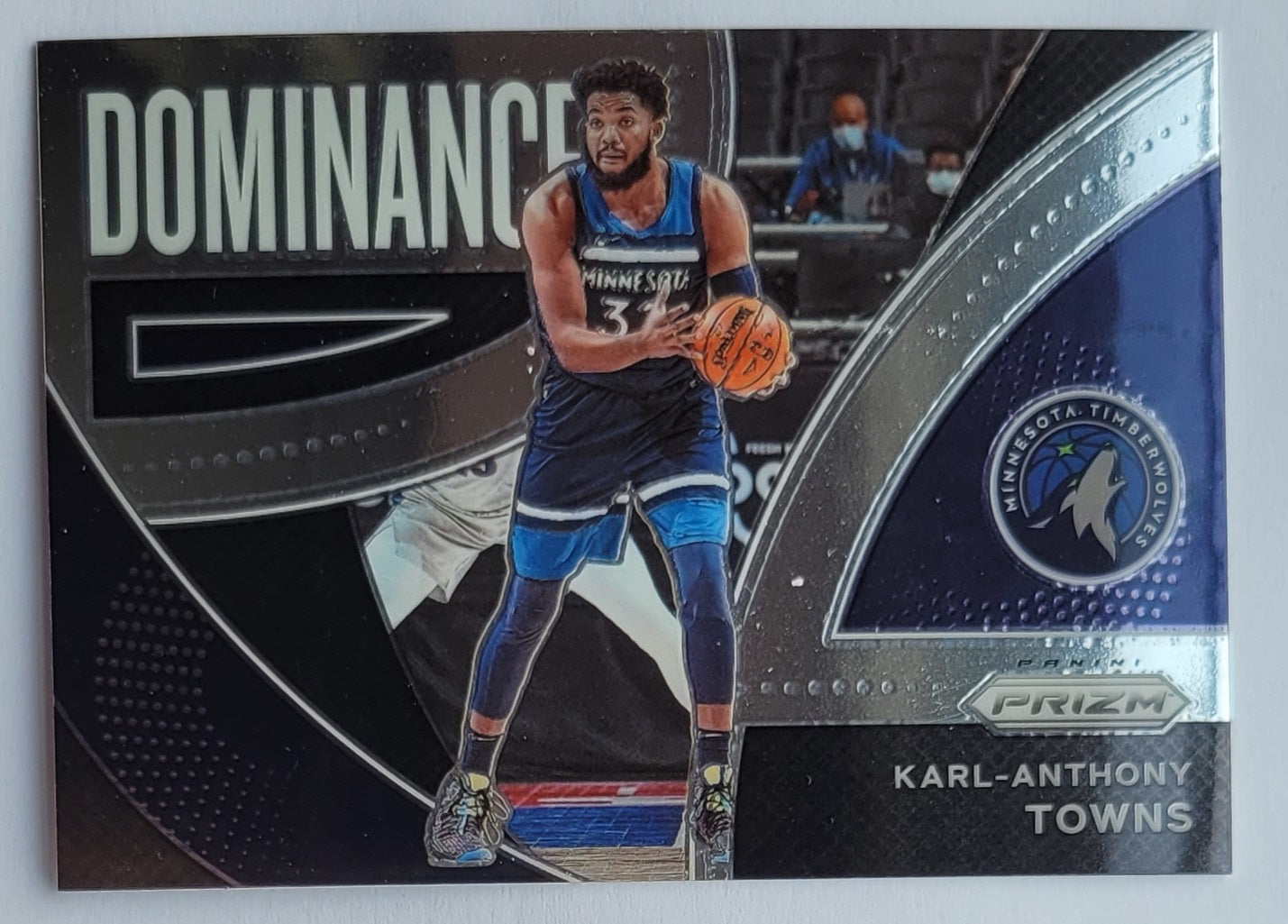 Karl-Anthony Towns - 2021-22 Panini Prizm Dominance #9