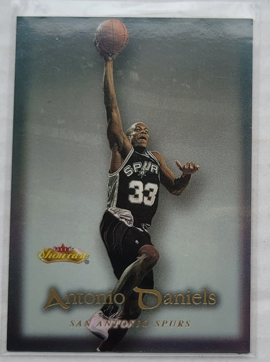 Antonio Daniels - 2000-01 Fleer Showcase #53