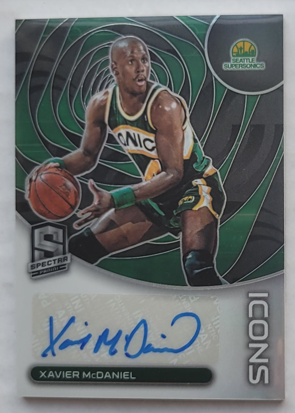 Xavier McDaniel - 2022-23 Panini Spectra Icons Autographs #IA-XAV - 97/99