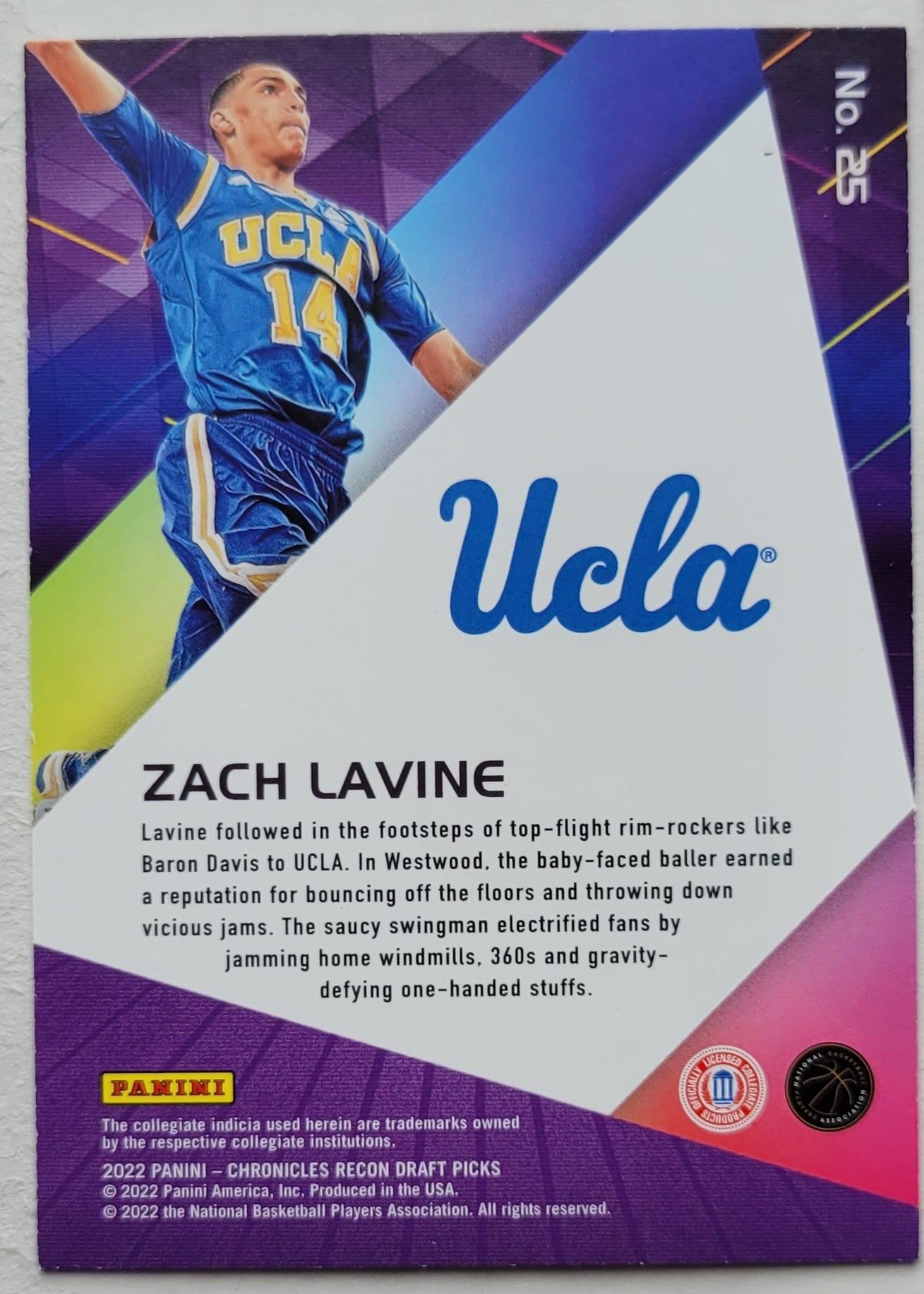 Zach LaVine - 2022-23 Panini Chronicles Draft Picks Recon Pink #25