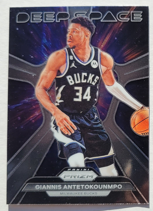 Giannis Antetokounmpo - 2023-24 Panini Prizm Deep Space #9