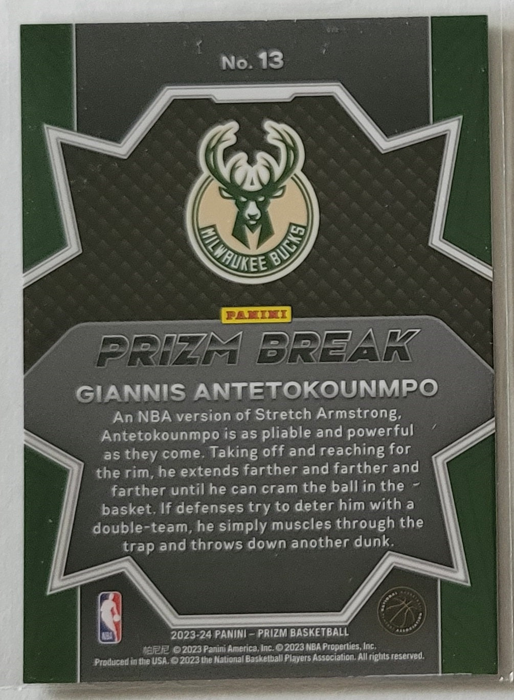 Giannis Antetokounmpo - 2023-24 Panini Prizm Prizm Break #13