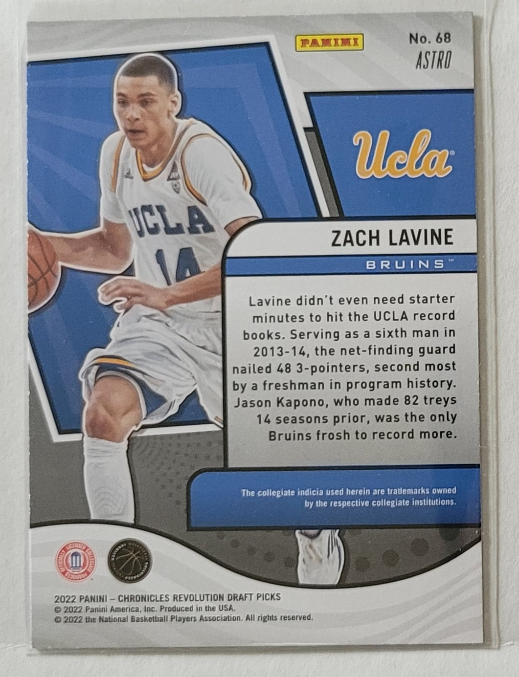 Zach LaVine - 2022-23 Panini Chronicles Draft Picks Revolution Astro #68