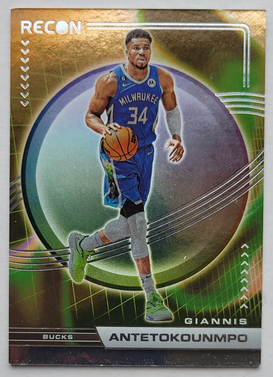 Giannis Antetokounmpo - 2022-23 Panini Recon #182