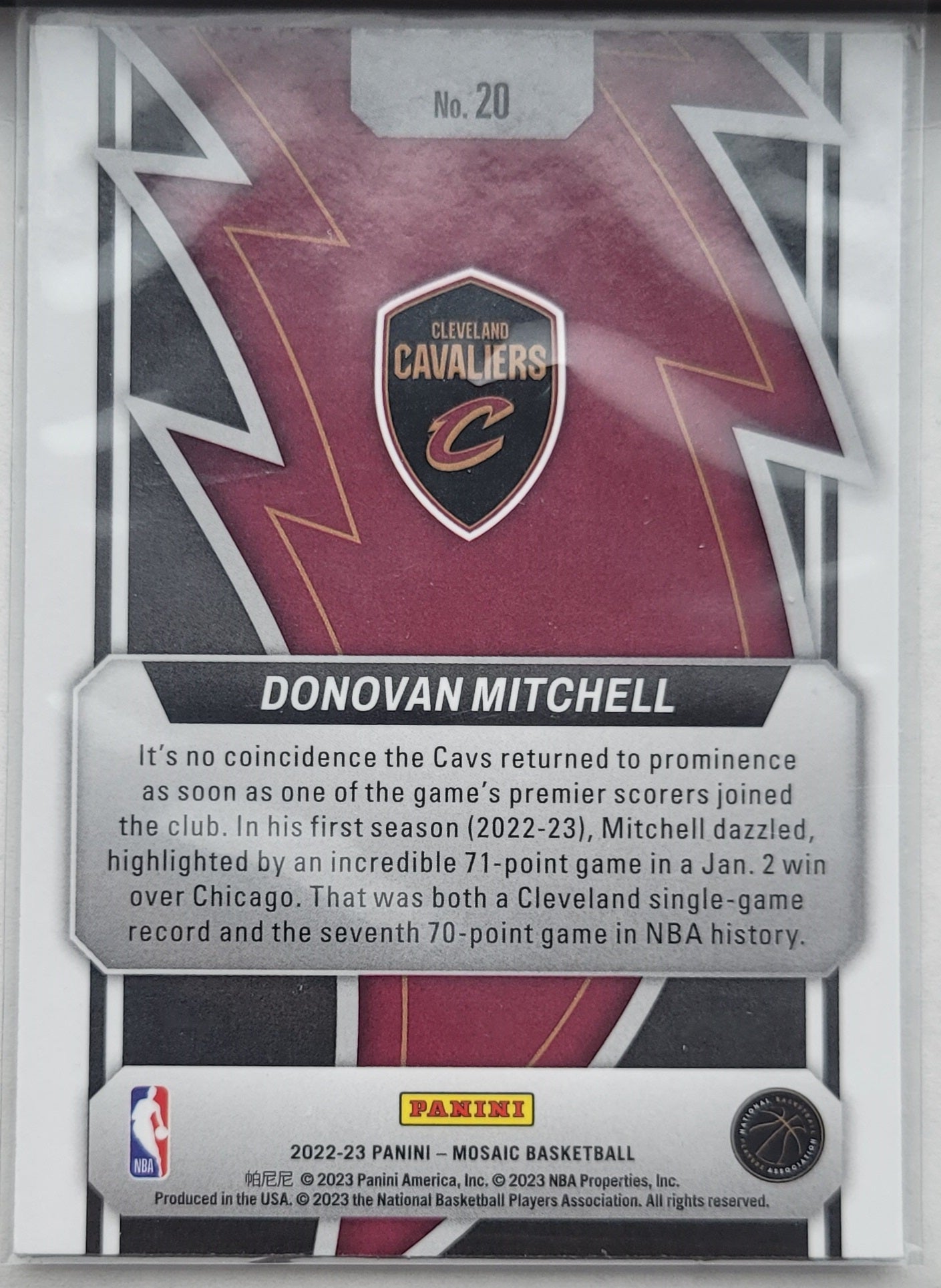 Donovan Mitchell - 2022-23 Panini Mosaic Thunder Road #20