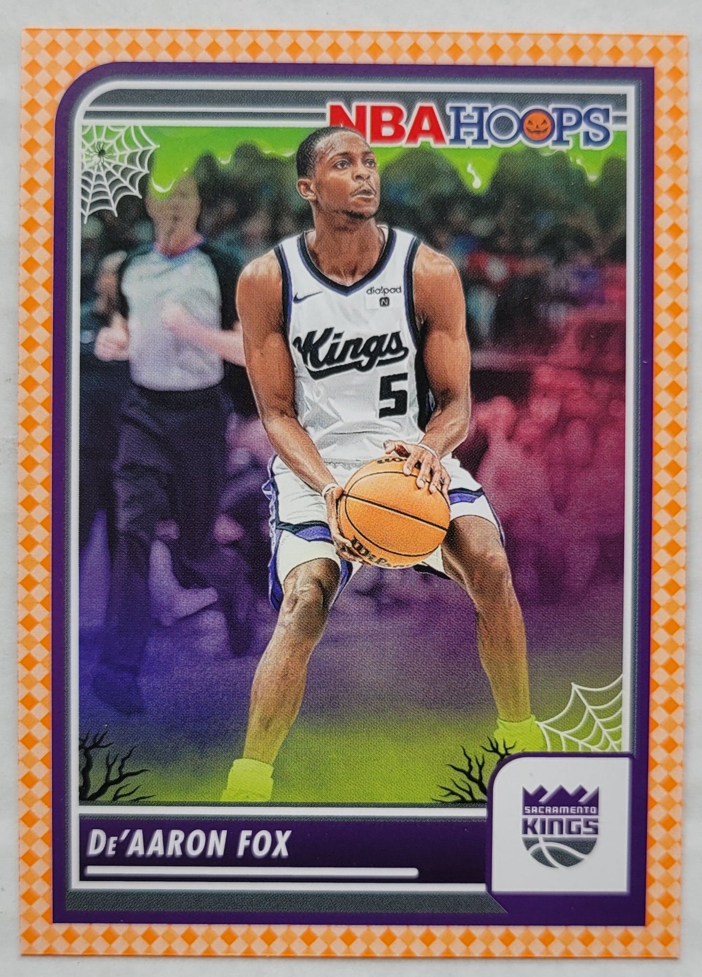 De'Aaron Fox - 2023-24 Hoops Haunted Hoops Orange #199