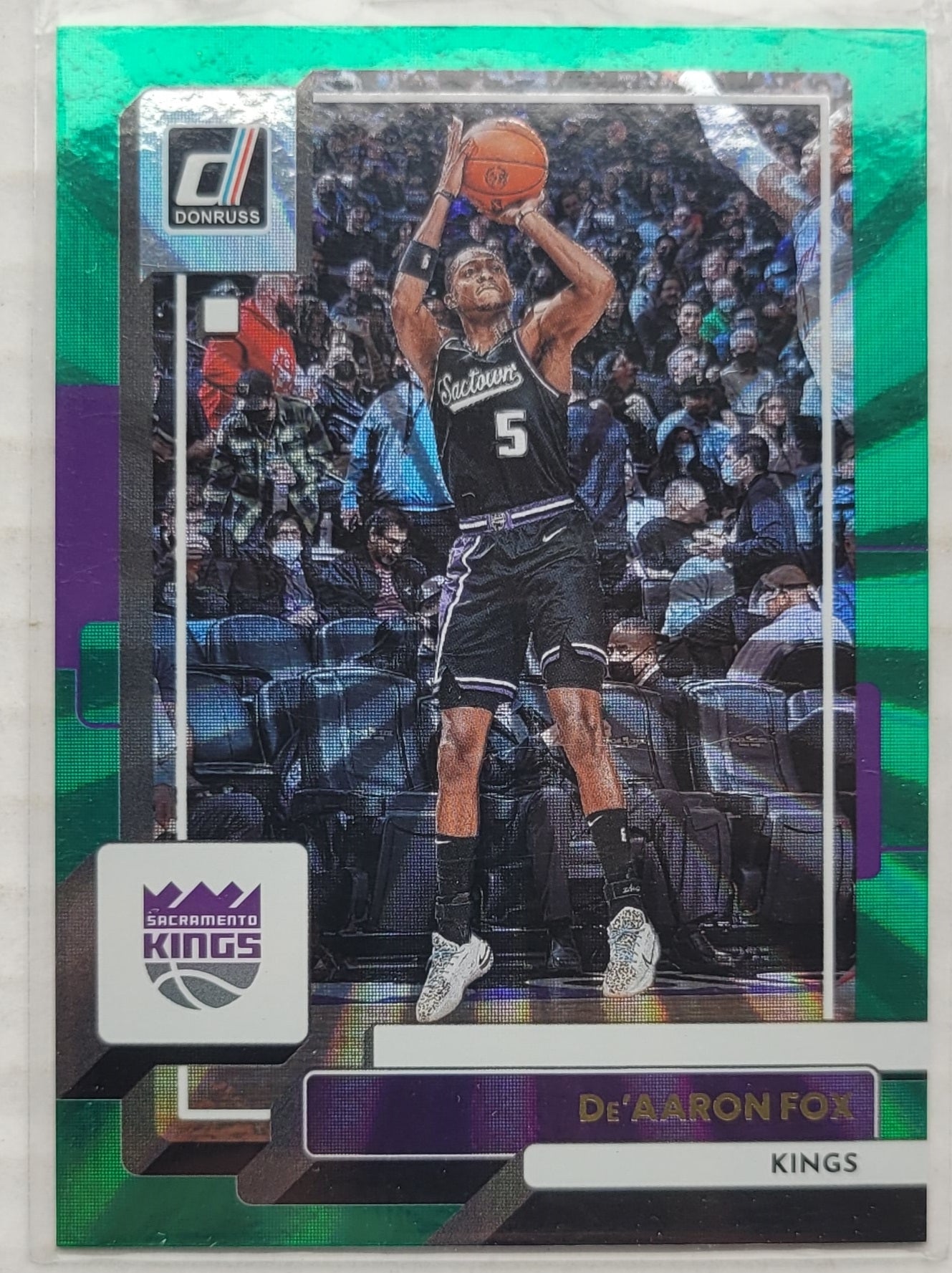 De'Aaron Fox - 2022-23 Donruss Holo Green Laser #138