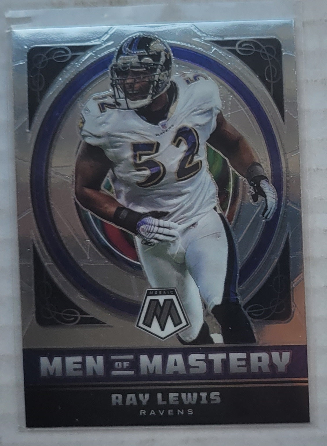 Ray Lewis - 2021 Panini Mosaic Men of Mastery #13