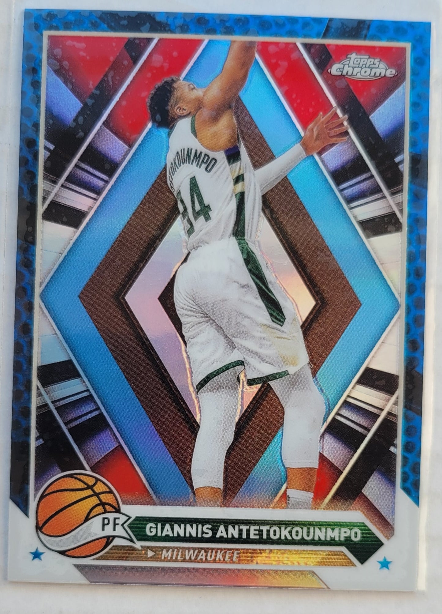 Giannis Antetokounmpo - 2023-24 Topps Chrome Blue Basketball Refractors #15