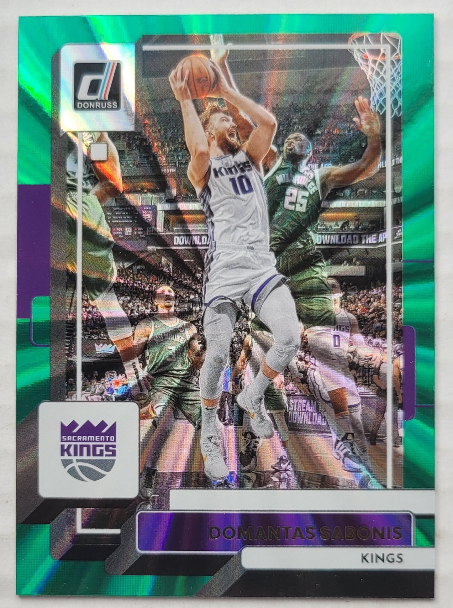 Domantas Sabonis - 2022-23 Donruss Holo Green Laser #139