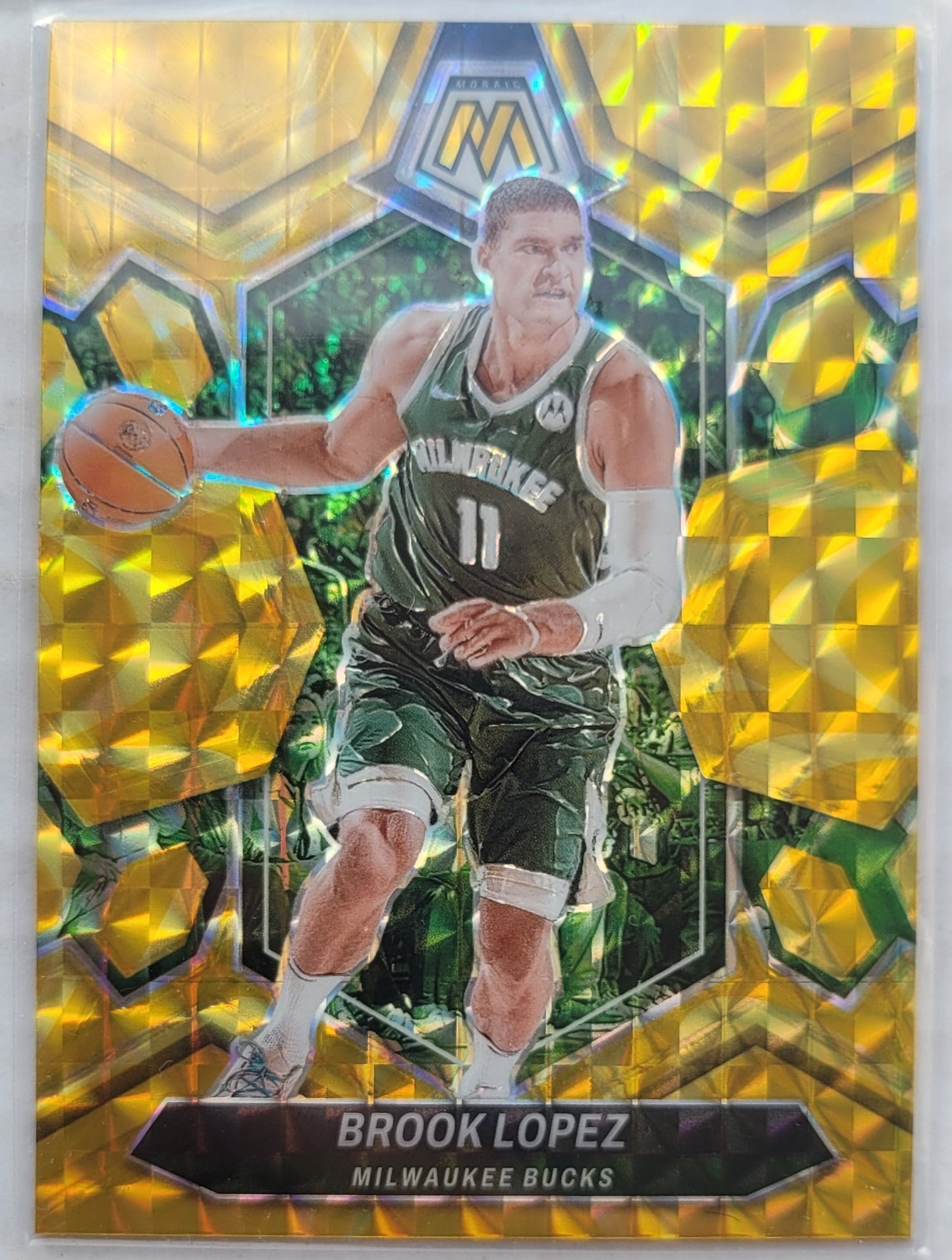 Brook Lopez - 2023-24 Panini Mosaic Mosaic Reactive Yellow #112