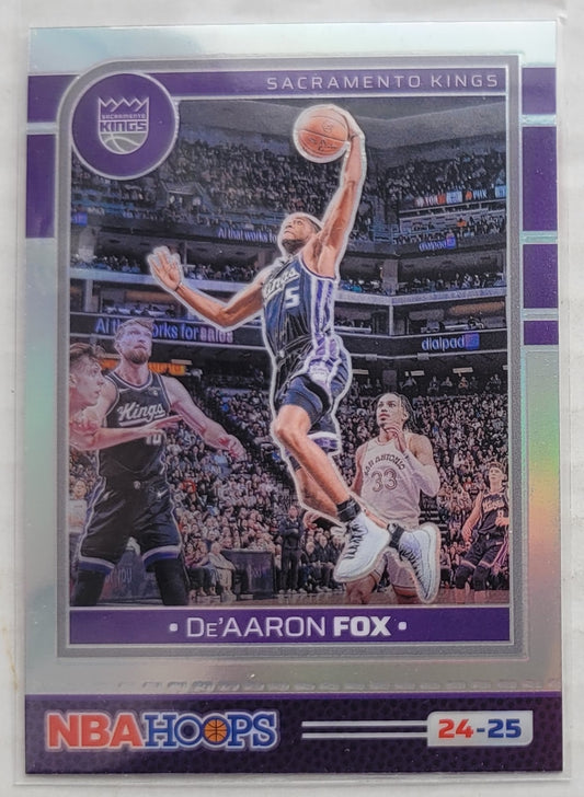 De'Aaron Fox - 2024-25 Hoops Premium Prizms Silver #111