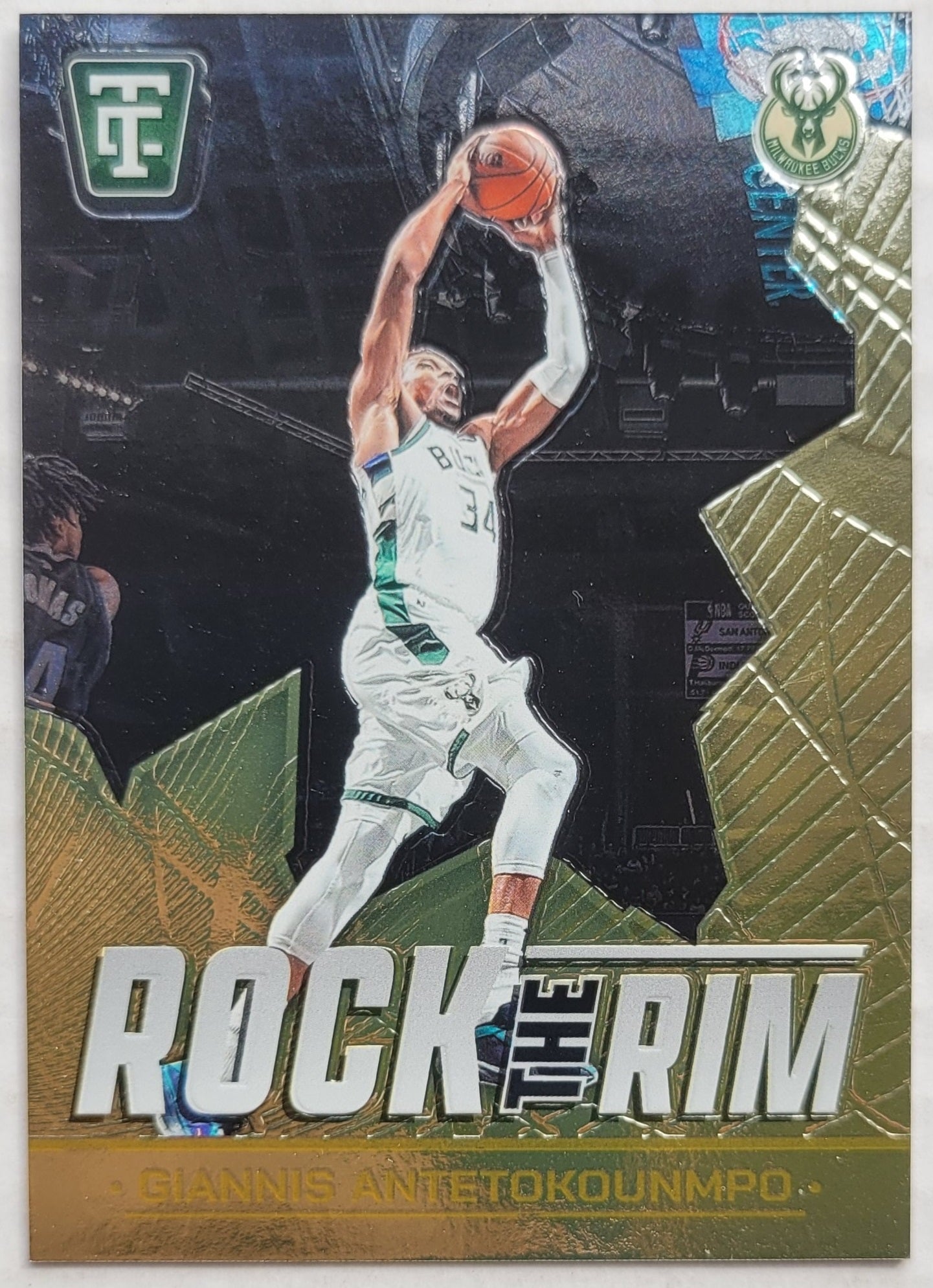 Giannis Antetokounmpo - 2024-25 Totally Certified Rock the Rim Mirror Neon Orange #20 - 018/249