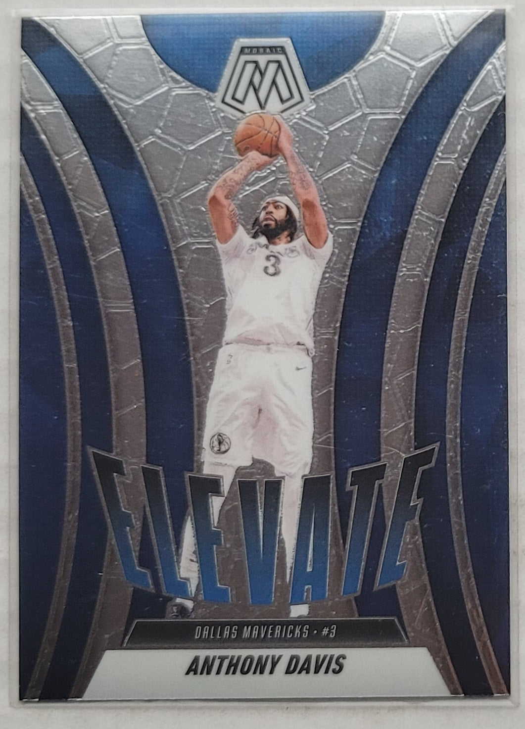 Anthony Davis - 2024-25 Panini Mosaic Elevate #17