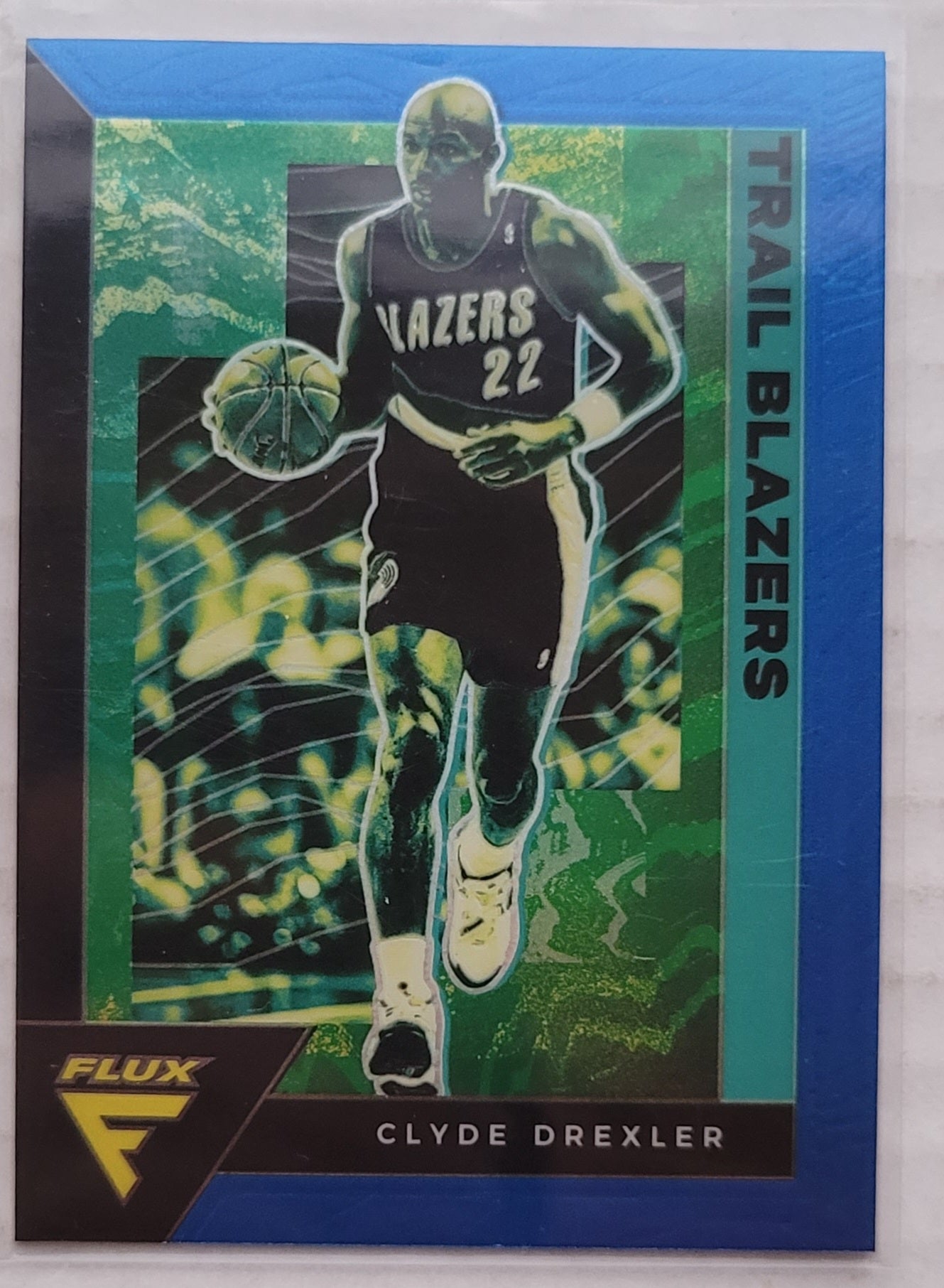 Clyde Drexler - 2020-21 Panini Flux Light Blue #187