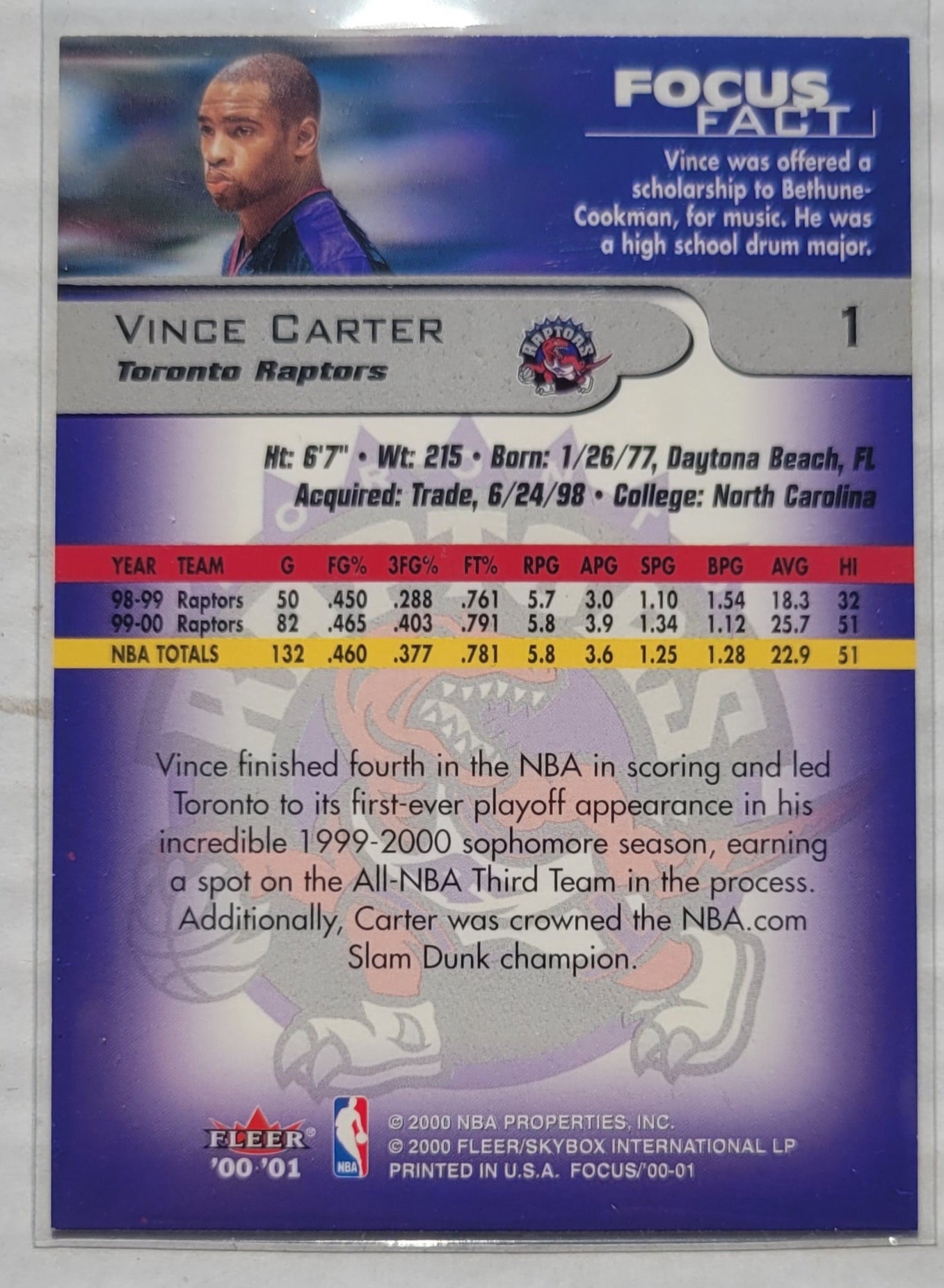 Vince Carter - 2000-01 Fleer Focus #1