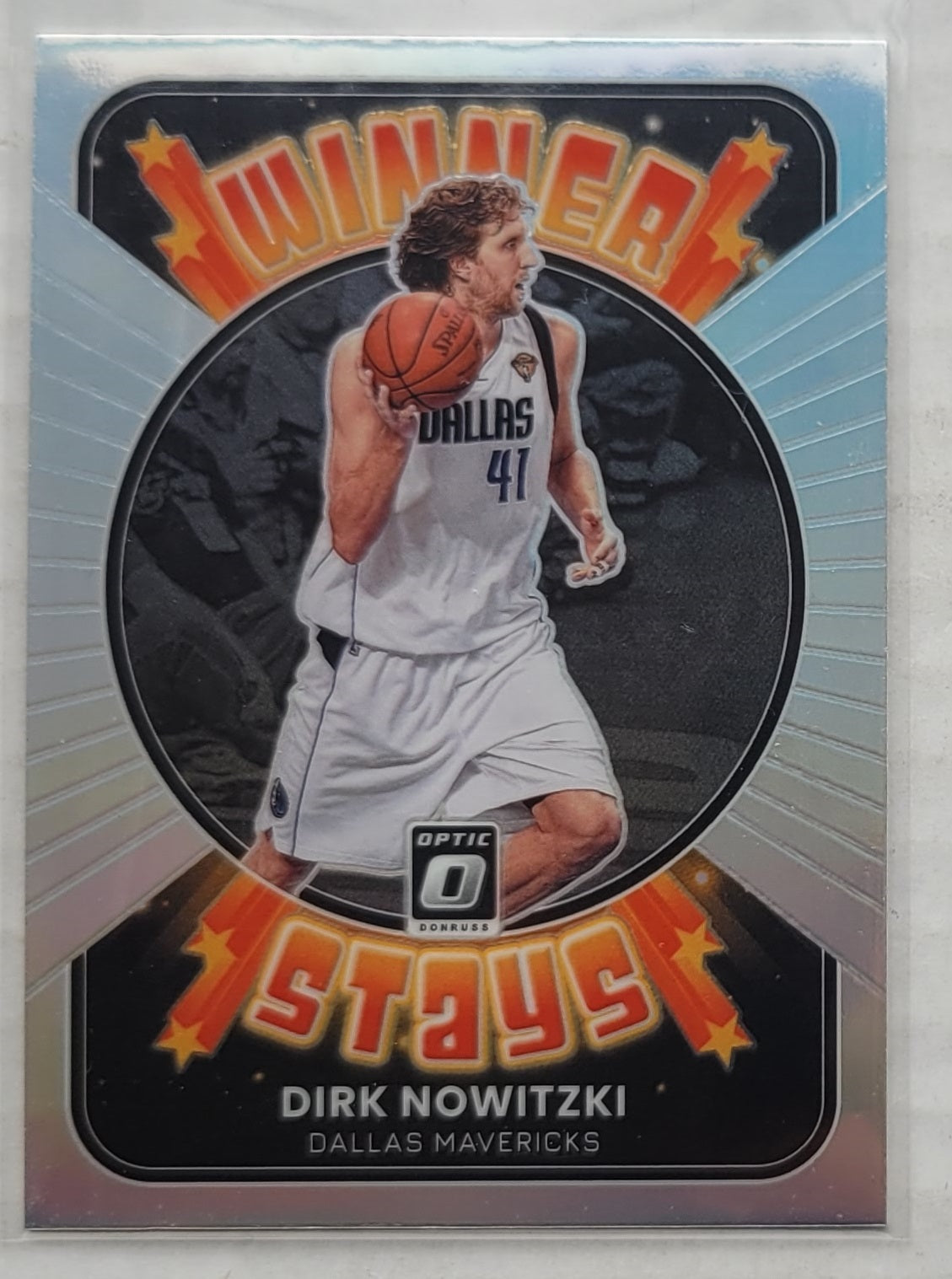 Dirk Nowitzki - 2021-22 Donruss Optic Winner Stays Holo #20