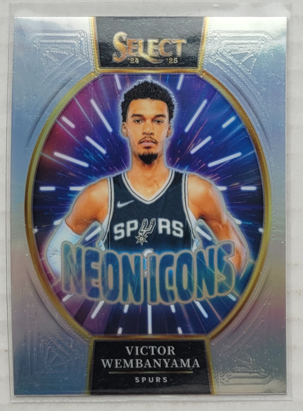 Victor Wembanyama - 2024-25 Select Neon Icon Silver Prizms #23