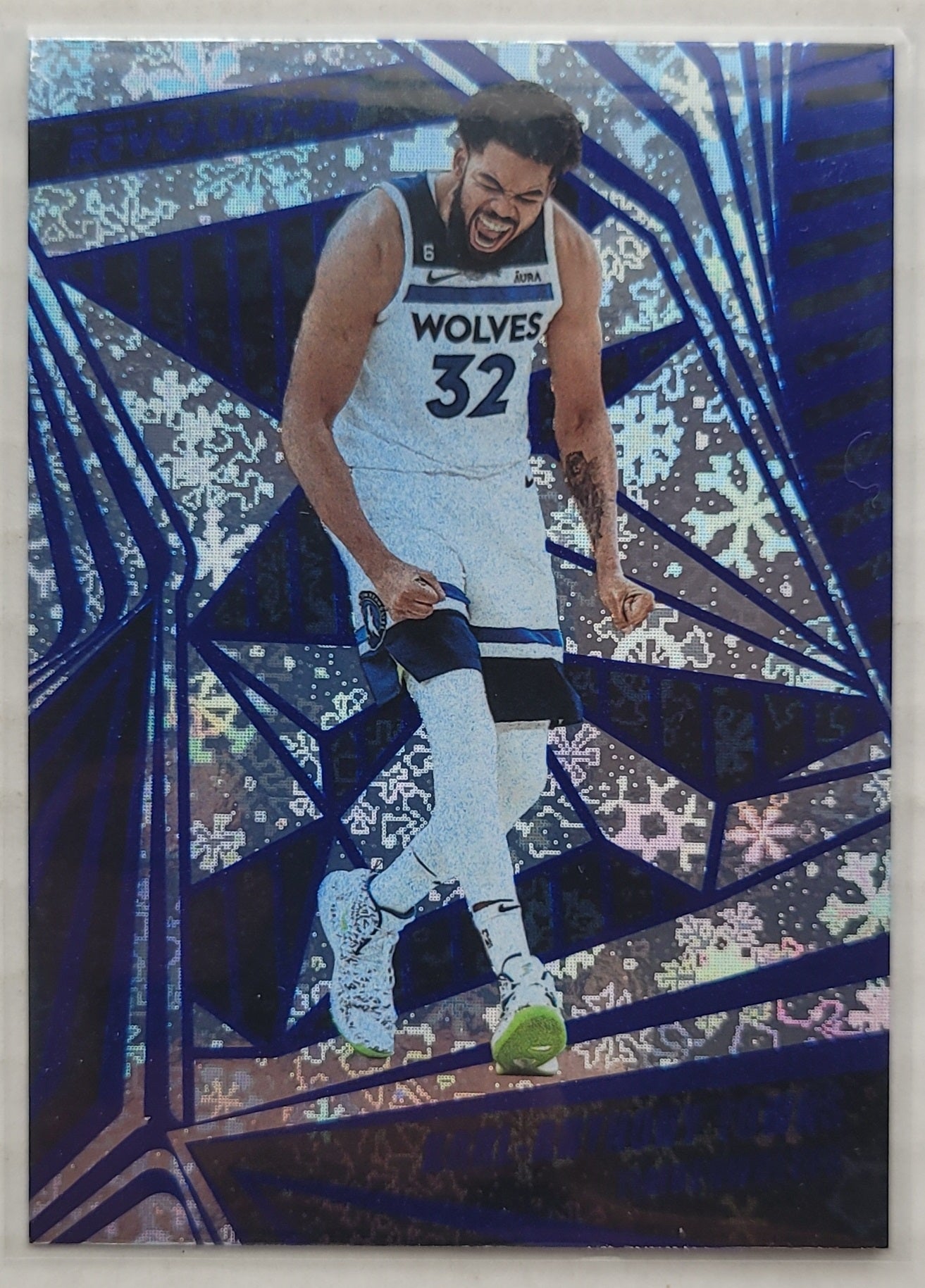 Karl-Anthony Towns - 2023-24 Panini Revolution Winter #69