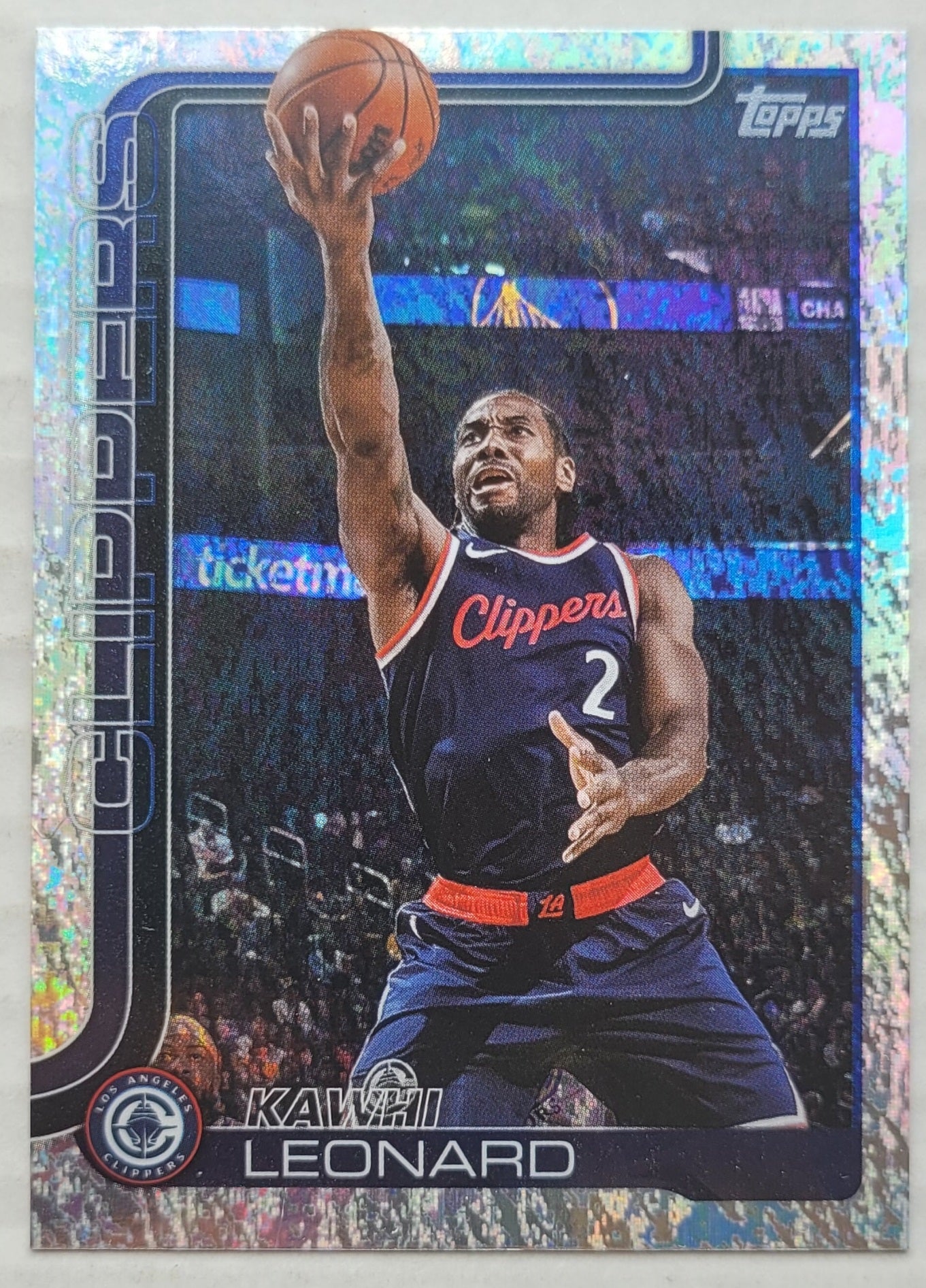 Kawhi Leonard - 2025-26 Topps Holo Foil #142
