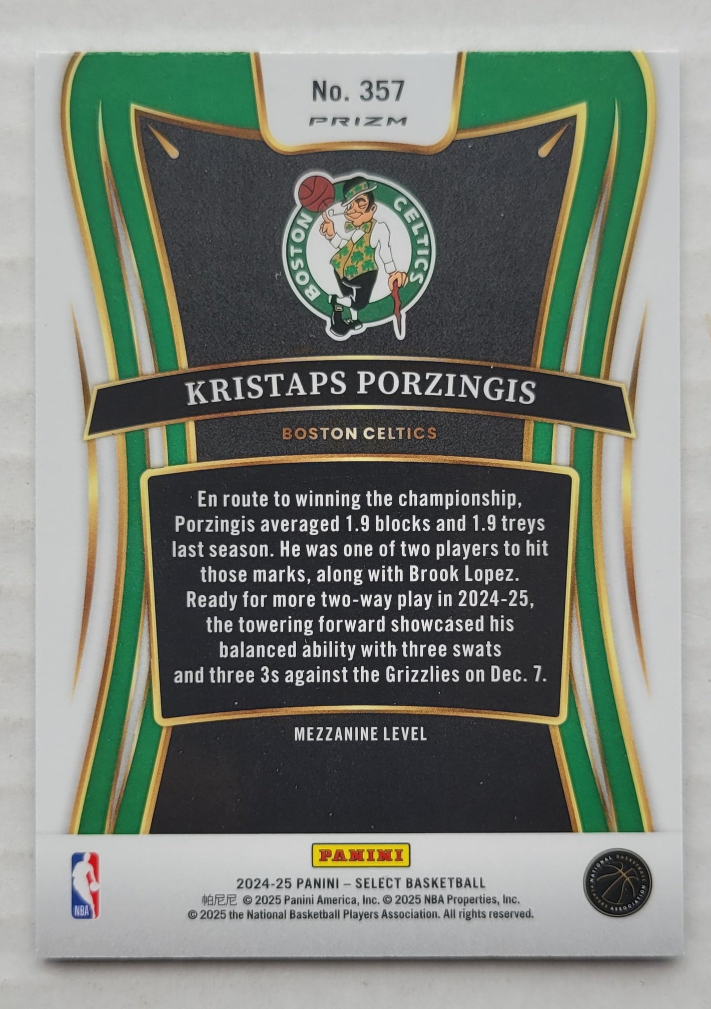 Kristaps Porzingis - 2024-25 Select Blue Cracked Ice Prizms #357
