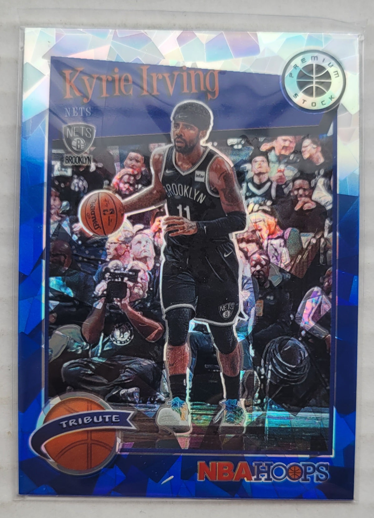 Kyrie Irving - 2019-20 Hoops Premium Stock Prizms Blue Cracked Ice #290
